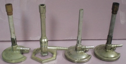 BUNSEN BURNERS 6" TALL, 2) HUMBOLD, 1) FISHER SCEINTIFIC BURNER 6" TALL, 1348, 1) HUMBLE 