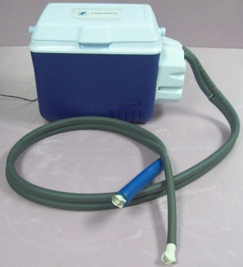 ZIMMER/RUBBERMAID LOCALIZED COLD THERAPY UNIT, REF: 70-6064-003-00, 120 V~ 60 HZ, 800MA 