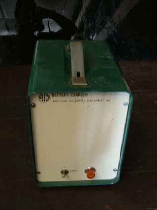 A/D BATTERY CHARGER ANALYTICAL INSTRUMENT : 4792-73-910593, F-1-1