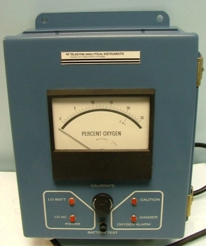 TELEDYNE PERCENT OXYGEN ANALYZER *(NEW)* (CONTAINS STATIC SENSITIVE DEVICES) 110/120V, 50/60HZ ONLY 