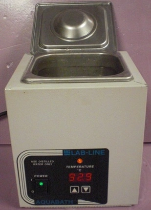 LABLINE AQUABATH MODEL: 18052, 120 VOLTS: AC, AMPS: 250, JOB NO 6193, HZ: 50/60, WATTS: 300, : 079