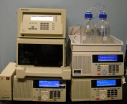 PERKIN ELMER LIQUID CHROMATOGRAPH SYSTEM CONSISTING OF: 1 UV/VIS DETECTOR MODEL 785A/ CORA, #796061