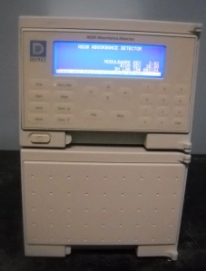 DIONEX AD20 ABSORBANCE DETECTOR MODEL: AD20-1, : 94100272 (HAS LEAK SENSOR OPEN ERROR MESSAGE)