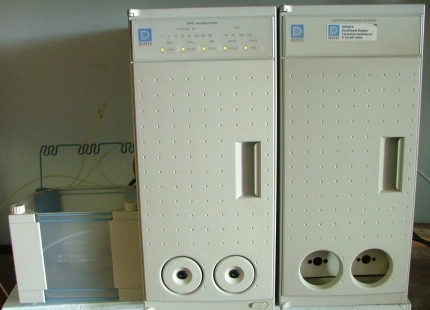 DIONEX SP10 AUTONEUTRALIZER, MODEL: SP10, : 94050316, WITH BDIONEX LC20 CHROMATOGRAPHY ENCLOSURE MOD