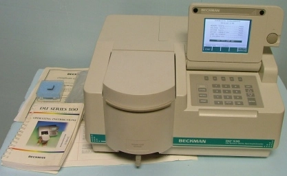BECKMAN DU SERIES 500 SPECTROPHOTOMETER MODEL 530 0108U3002848 SOFTWARE V 104 * NOW IN BOX WITH OPE
