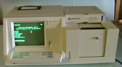 HITACHI U-2000 DOUBLE BEAM UV-VISIBLE SCANNING SPECTROPHOTOMETER : 9223-017, PART NO 121-0002, WITH