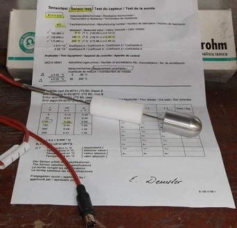 METROHM SENSOR TEST, 61111010 RESISTANCE THERMOMETER, MANUFACTURING NO: 421, W/ METROHM: 621090