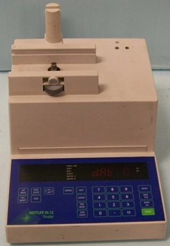 METTLER TOLEDO DL12 TITRATOR, TYPE DL12, SNR K 20140, FNR 23006 121 10, 100-117V, 220-240V, 50/60HZ,