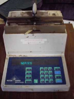 METTLER TOLEDO DL40GP MEMO TITRATOR, TITRATOR ONLY NO ACCESSORIES (THIS MACHINE HAS A LOT OF CHEMIC