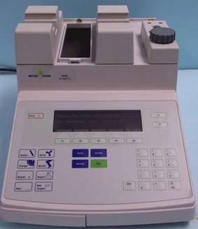 METTLER TOLEDO DL50 GRAPHIX TITRATOR TYPE: DL50 : 5125353600 FNR: 51107000 100-240V 400MA 50/60HZ CE