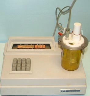 AQUATEST IV PHOTOVOLT CAT# 0212410 1900 POWER 115VAC 50-60 HZ 40 WATTS WITH GLASS CELL AND PROBE