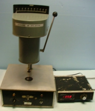 ICI CONE AND PLATE VISCOMETER NO NUMBER OR PART NUMBER WITH ANALOGIC HEAT CONTROLLER AN2572 HEAT 