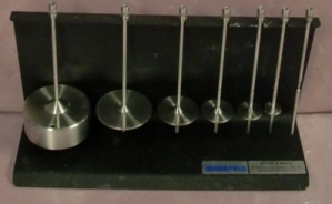 BROOKFIELD ENGINEERING LABS VISCOMETER SPINDLE RACK INCLUDES 7 SPINDLES: 1, 2, 3, 4, 5, 6, 7