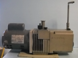 EDWARDS HIGH VACUUM PUMP MODEL # EDM12 04324 PULLS 30 IN HG WITH GENERAL ELECTRIC MOTOR A-C MOTOR TH