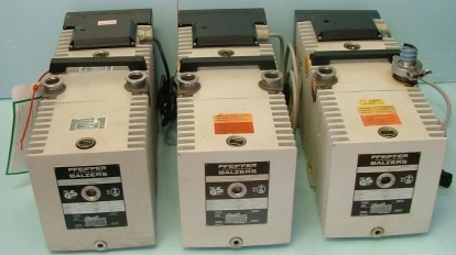 PFEIFFER BLAZERS VACUUM PUMPS TYPE: UNO 016B FLOW RATE 16 METER CUBE PER HOUR : A PK D34 804/P1871A 