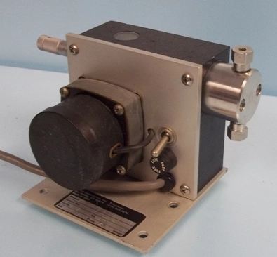 ELDEX LIQUID CHROMATOGRAPH PUMP MODEL: A-30-S, : 4993-A, 115V, 60HZ, 10VA, DRIVEN BY HURST MOTOR 30 