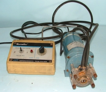 MASTERFLEX SOLID STATE SPEED CONTROL 0-10 481751 WITH COLE PARMER INSTRUMENT CO MODEL 701521 PERIS