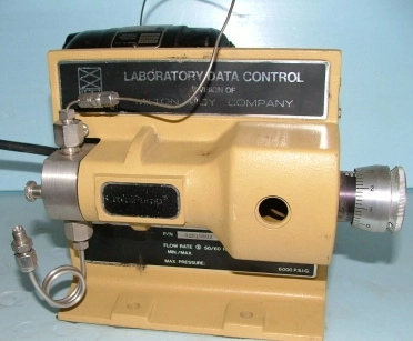 MILTON ROY MINI PUMP 92014802 FLOW RATE 50/60HZ 29/290 ML/HR TYPE NSI-33R NO F0936035 115V PH1 9A 