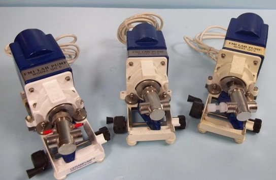 FMI FLUID METERING INC LAB PUMP Q PUMP MODEL: QG 6 115 VOLTS 60HZ 6 RPM PISTON DIA: 1/8 FLOW RAN