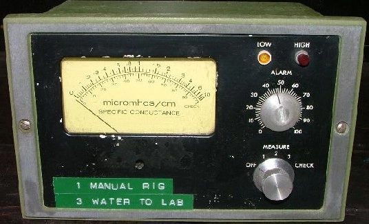 MICROMHOS /CM SPECIFIC CONDUCTANCE METER