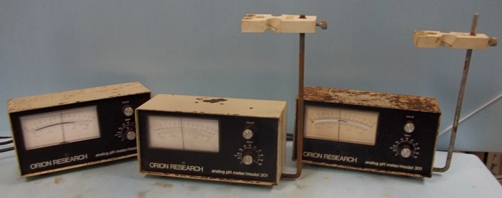 ORION RESEARCH ANALOG PH METER MODEL: 301, : 44326, 035274, 36983 104-254V, 50/60HZ, 25 WATTS, METE