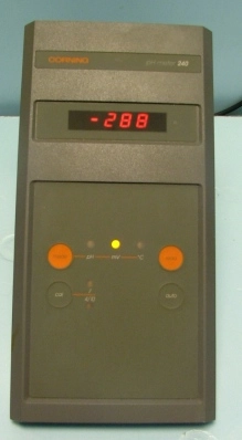 CORNING PH METER 240, MODEL: 240 : 4827