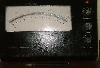 CORNING PH METER MODEL 10, : 1593, CAT NO 457110, WITH PROBE