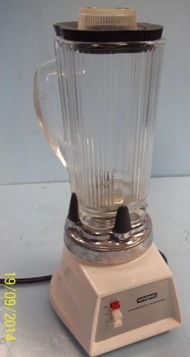 WARING COMMERCIAL BLENDER MODEL: 3L31BLD2-7011 120V, 50/60HZ