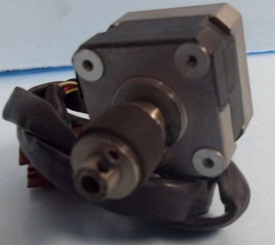 VEXTA STEPPING MOTOR, 2-PHASE 09 DEGREE/STEP MODEL: PXC43-02AA-C3, 6VDC, 06A 00032