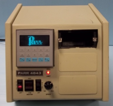 PARR TEMP CONTROLLER UNIT MODEL: 4843 : 0893, 115V 50/60HZ 15A FRONT DIGITAL CONTROL PAD AND READ OU