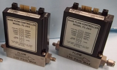 TYLAN CORP MASS FLOW CONTROLLER (FC-260V 50 SCCM AIR : AA105119 AND AA9 303040