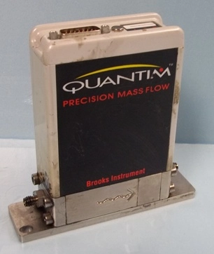 QUANTUM PRECISION MASS FLOW CONTROLLER (BROOKS) : 1000, MODEL: AM002KAA1BACAAAAA, FS: 3500 G/H, F