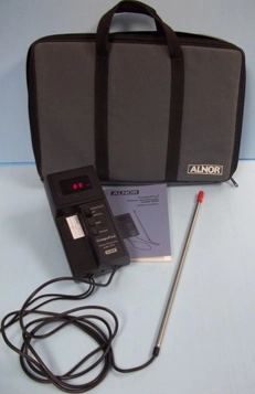ALNOR THERMO ANEMOMETER MODEL: 8525 : 9027 WITH EXT PROBE AND CASE TEMP/VELOCITY SELECT SWT HOLD/CHA