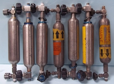 SWAGELOK, WHITEY, LUXFER 300 ML, SAMPLE CYLINDER DOT-3E1800-304L HDF4-300 WITH 2 SWAGELOK, WHITEY