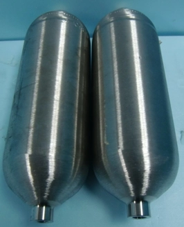 SWAGELOK SAMPLE CYLINDER 1000 ML PRESSURE BOMB DOT-3A1800 304L-HDF4-1000 NEW