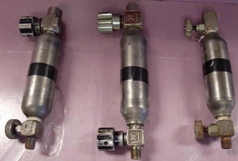 HOKE 150 CC, SAMPLE CYLINDERS 3E 1800, 316 SS, 150 CC WITH VALVES ON BOTH ENDS 