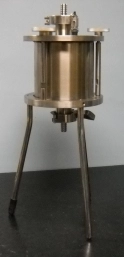 STAINLESS STEEL / TEFLON LINED VACUUM VESSEL, NO , NO M/N, DIMENSION INSIDE ARE 4 &Acirc;&frac34; WIDE, 4 7/8 DEE