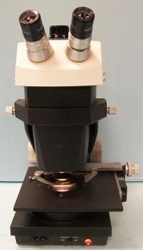 BAUSCH &amp; LOMB ILLUMINATOR, 7X MICROSCOPE, STEREO ZOOM 7, ZOOM RANGE 10X70X, CAT# 31-27-65, PRIMA