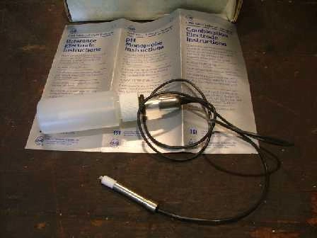 CMS SILVER LABEL PH ELECTRODE 9239 WITH INSTRUCTIONS