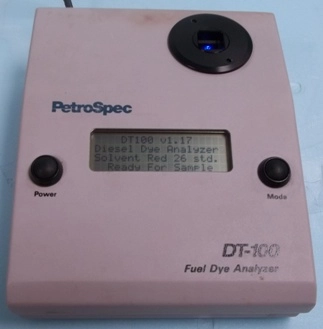 PETROSPEC / PAC DT-100 FUEL DYE ANALYZER, FORM NO DT-100, NO 20637, PAC PETROSPEC INC 257 CEDER H
