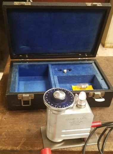 GARDNER LAB, INC NEEDLE THICKNESS GAGE ENCLOSED IN HARD SIDE CARRYING CASE WITH BLUE VELVET INTERIO