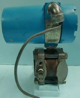 ROSEMOUNT ANALYTICAL EXPLOSION PROOF PRESSURE TRANSMITTER MODEL: 1151GR6ESA81P2D3D6L4 M3 1101001091C