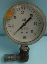 N T PRESSURE GAUGE READING 0-60 PSI 