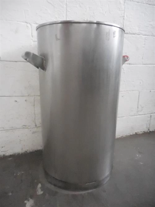 Stainles steel 24 gallon tank.