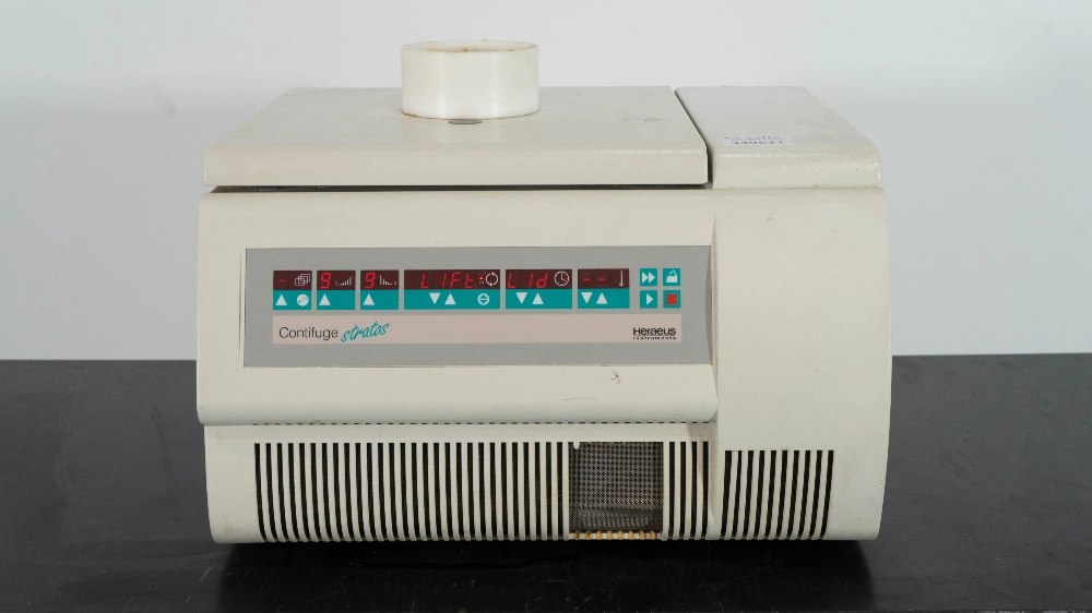 Heraeus Contifuge Stratos Centrifuge