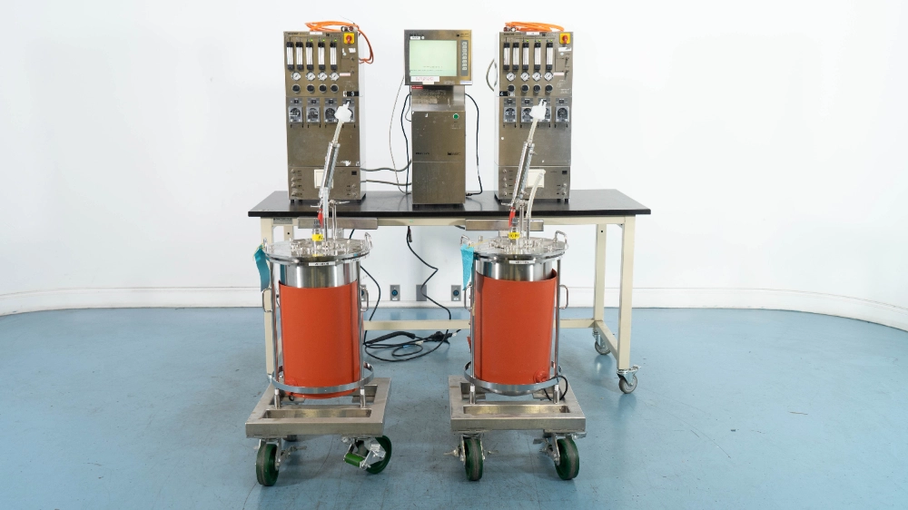 B. Braun Biotech Biostat B-DCU Bioreactor System