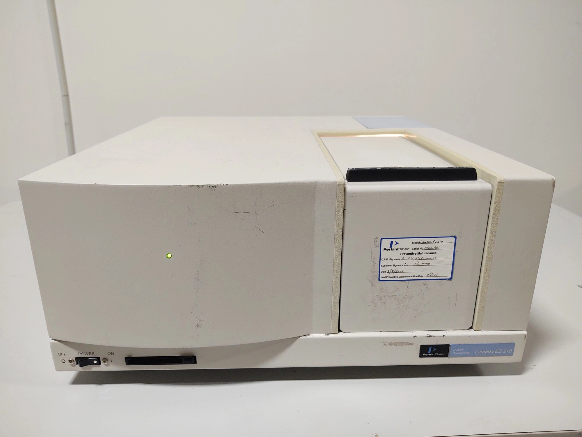Perkin Elmer  Lambda EZ210 UV-Vis Spectrophotometer