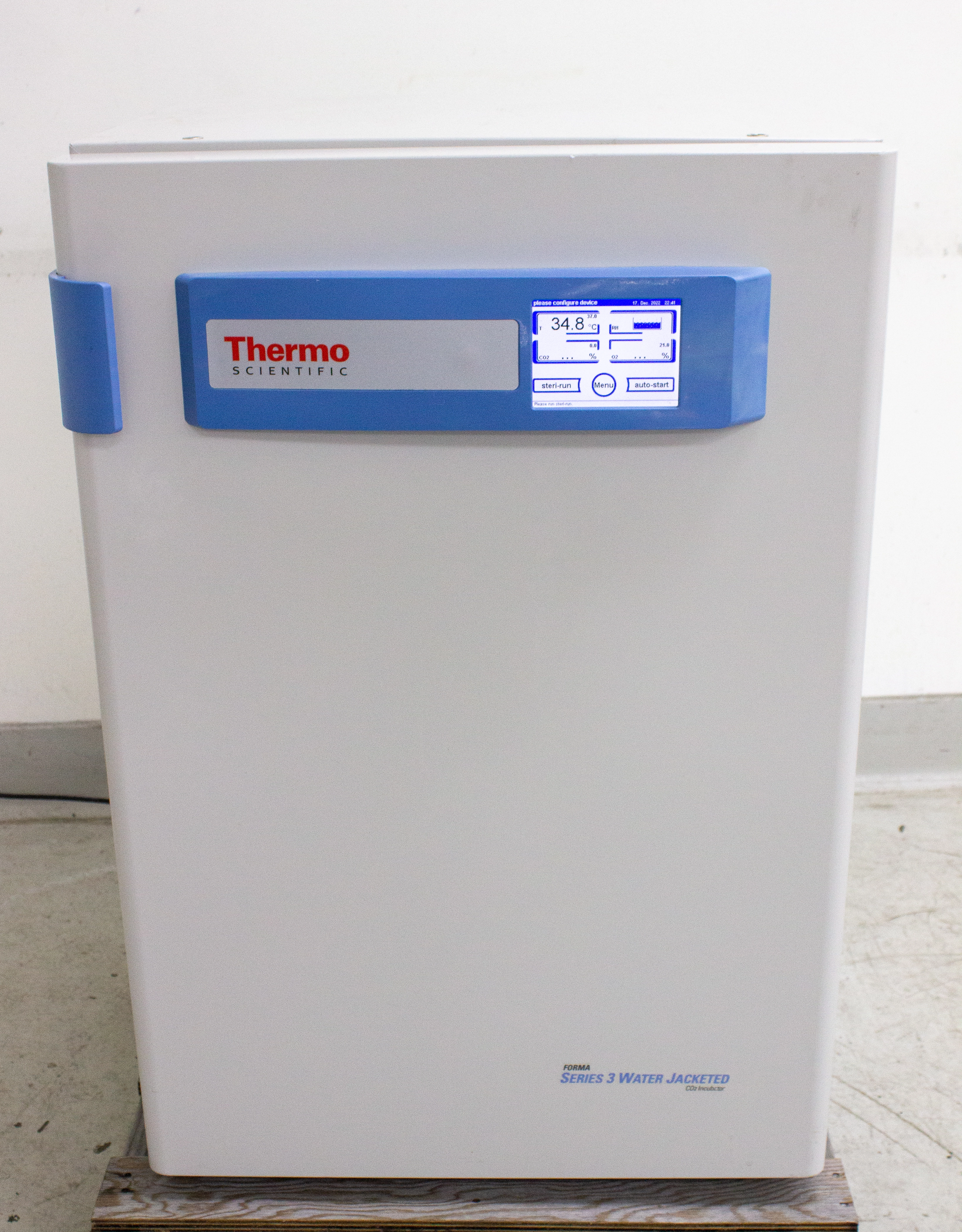 Thermo Forma Series 3 Water Jacketed Co2 Incubator Model 4120 - For parts or fix - 3370807