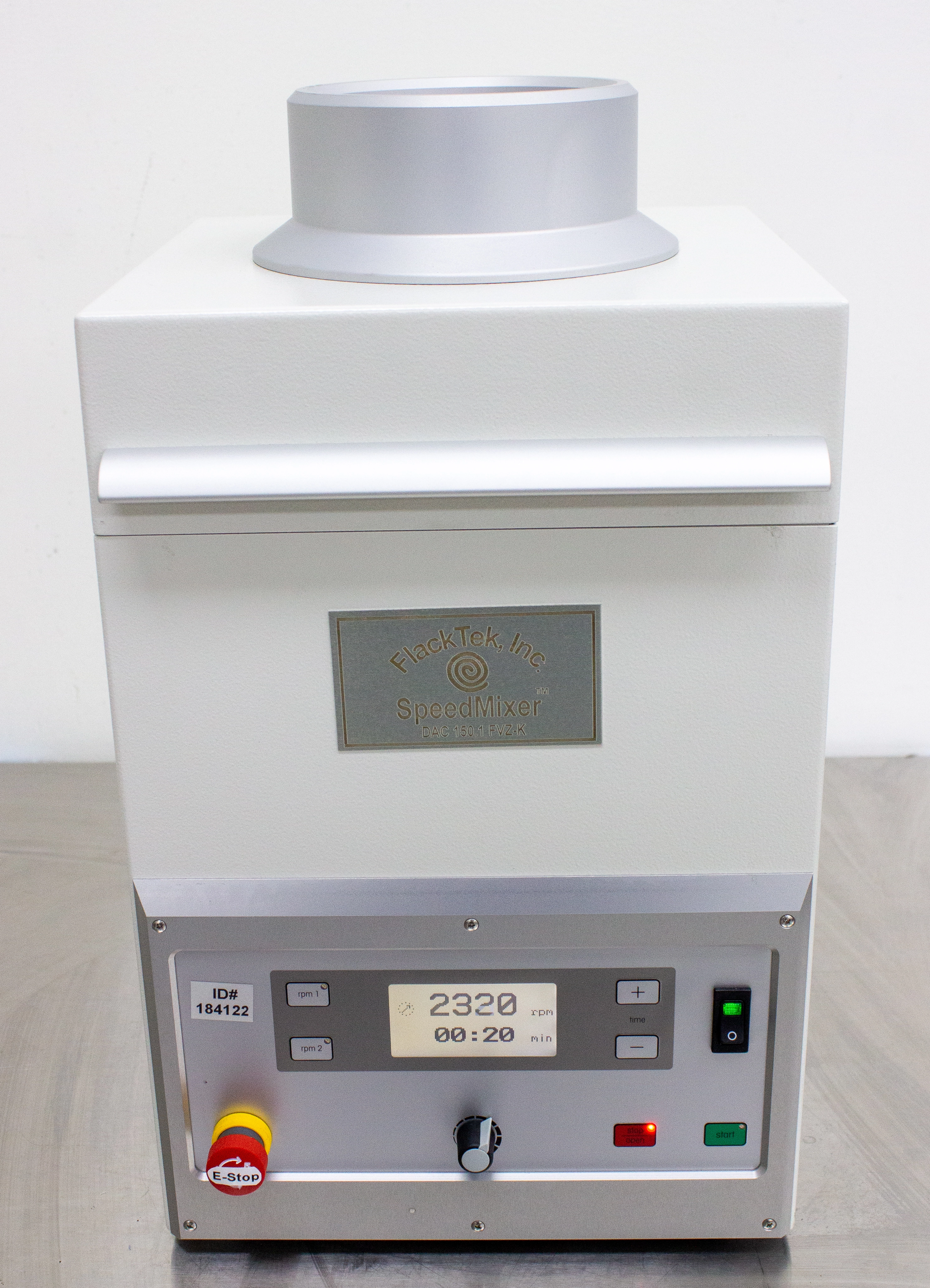 800-2301-0 Max Million III with 12V DC Charger Halogen Bulb Spotlight -  Amazon.com
