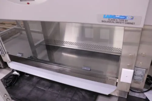 NuAire LabGard NU-427 -400 Class II Type B1 BioSafety Cabinet With Stand